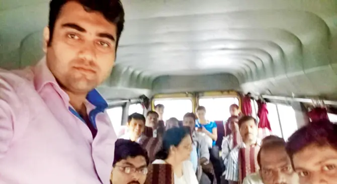 Spirit of Mumbai shines through as auto strike hits suburbs